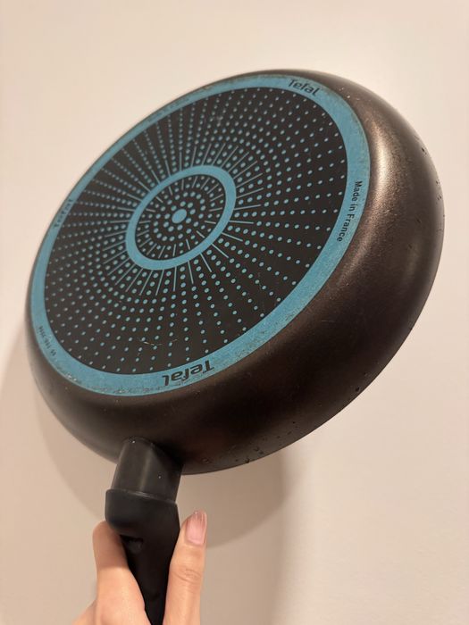Frigideira Tefal Antiaderente 28 cm – Como Nova
