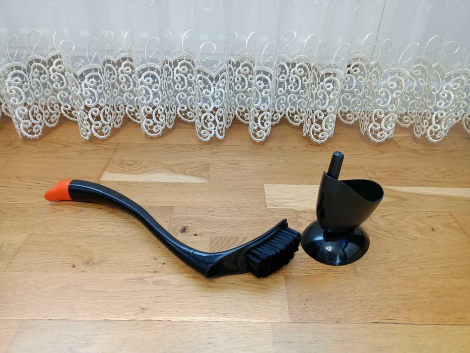 Szczotka do toalety czarny Łabędź