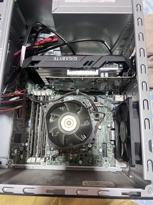 PC Gamer i7-4790 + GTX 1650 4GB + 16GB RAM + SSD 256GB