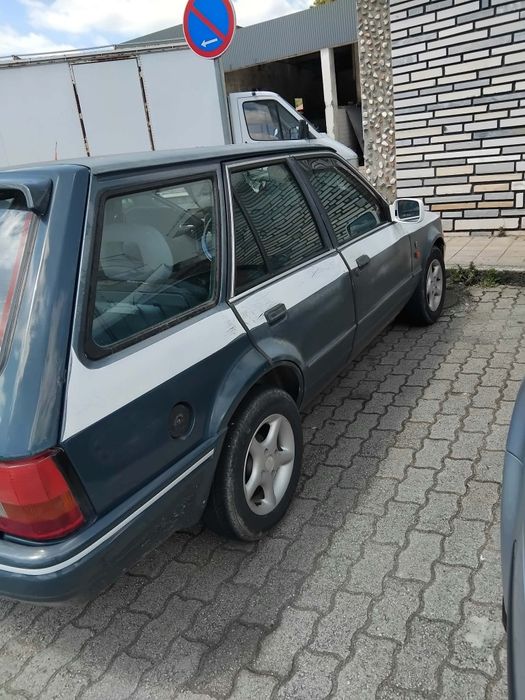 Carrinha Ford escort
