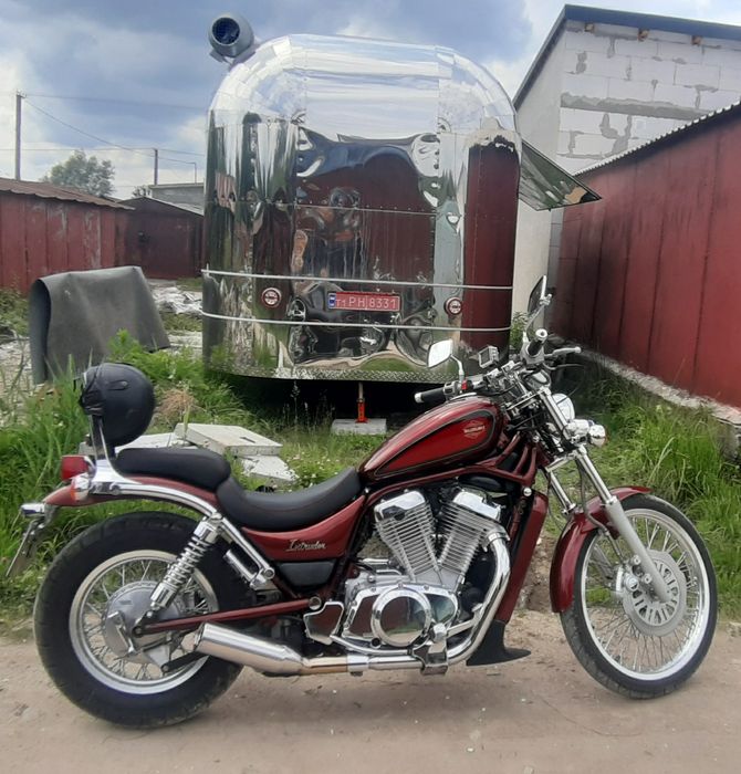 Suzuki Intruder 400
