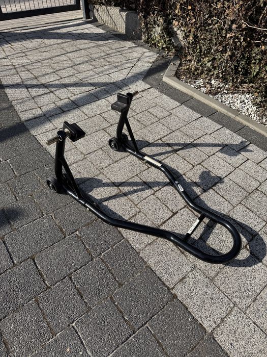 Stojak motocyklowy na tylne koło – podnośnik / wózek serwisowy