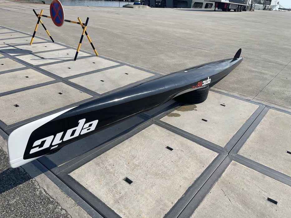 Surfski Epic V8 pro elite