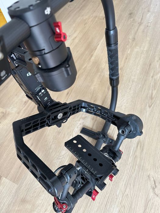 DJI Ronin com caixa peli de transporte, ring, bateria nova