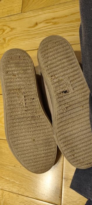 Sneakersy beżowe