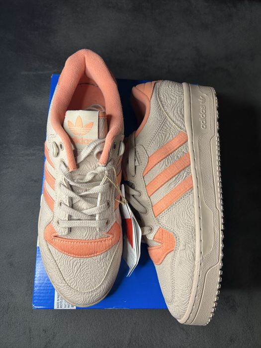 Adidas Rivalry Low TR