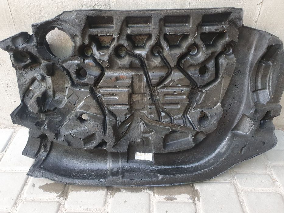 Кришка, шумоізоляція, покрива, кожух, защита мотора volvo 2.0 s60 xc60