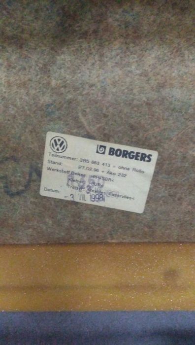 Chapeleira Da Mala Volkswagen Passat (3B2)