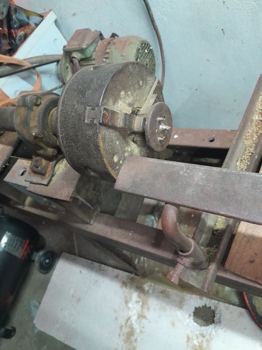 Продам саморобний  токарний станок в робочому стані
