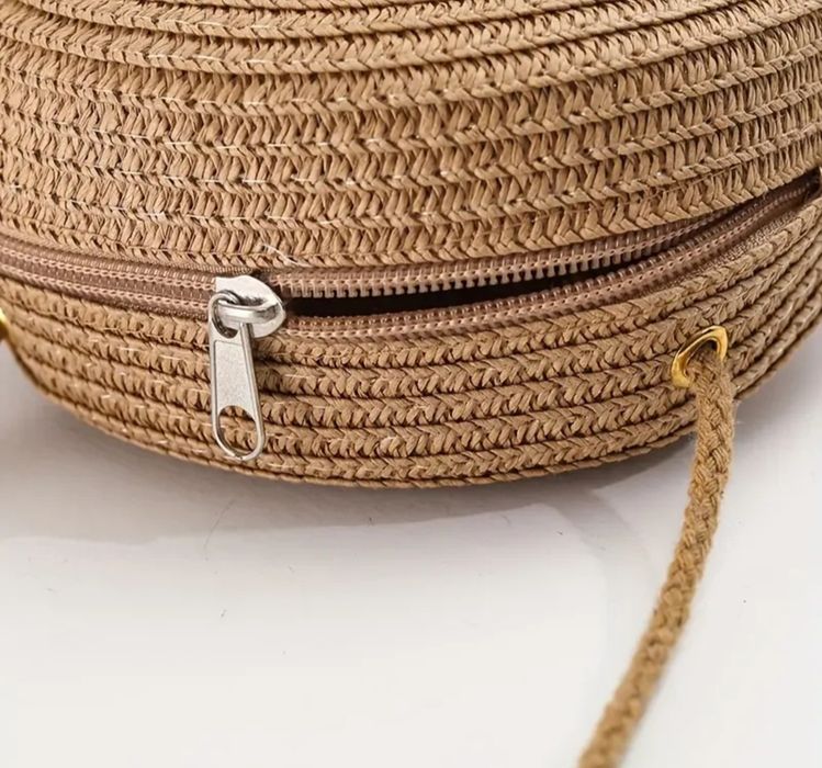 Сумочка плетена жіноча