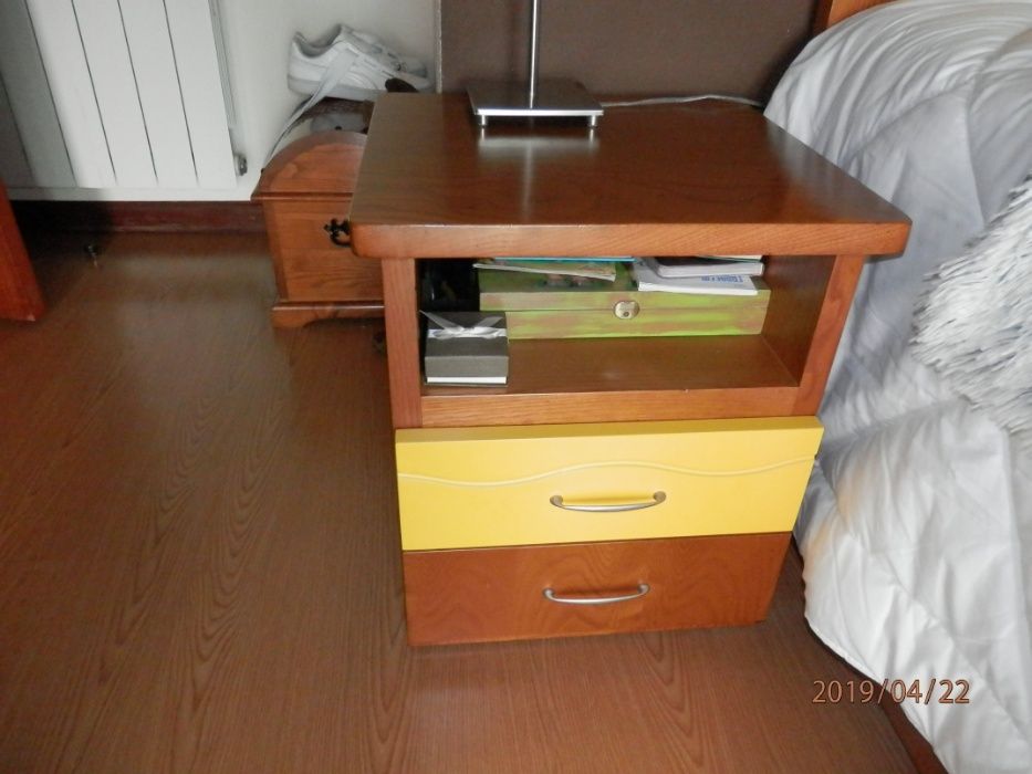 Móvel de quarto em faia