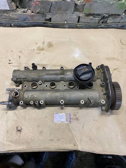 Клапанна кришка з розподільними валами Volkswagen Golf 4 Polo 9N Seat Ibiza Leon Skoda Octavia / Фольксваген Гольф 4 Поло 9N Сеат Ібіца Леон 1.4 16V