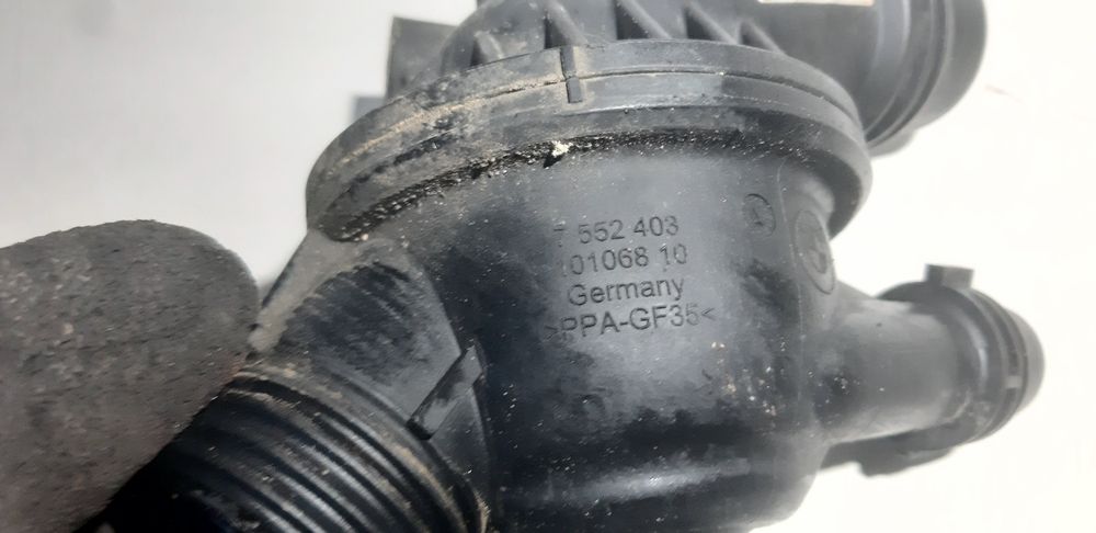 BMW E81 E87 n43 2.0i n43b20 obudowa termostatu termostat