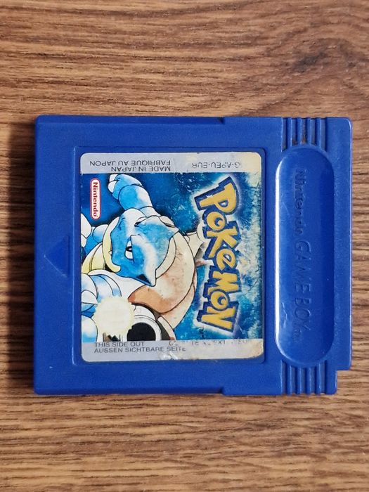 Gameboy Color + jogos (pokemon)