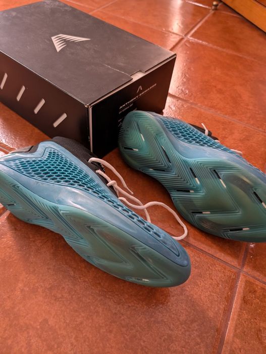 Sapatilhas basquetebol Adidas AE1