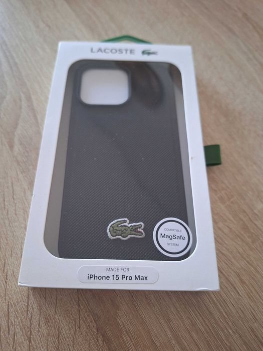 Capa Iphone 15 pro max Lacoste