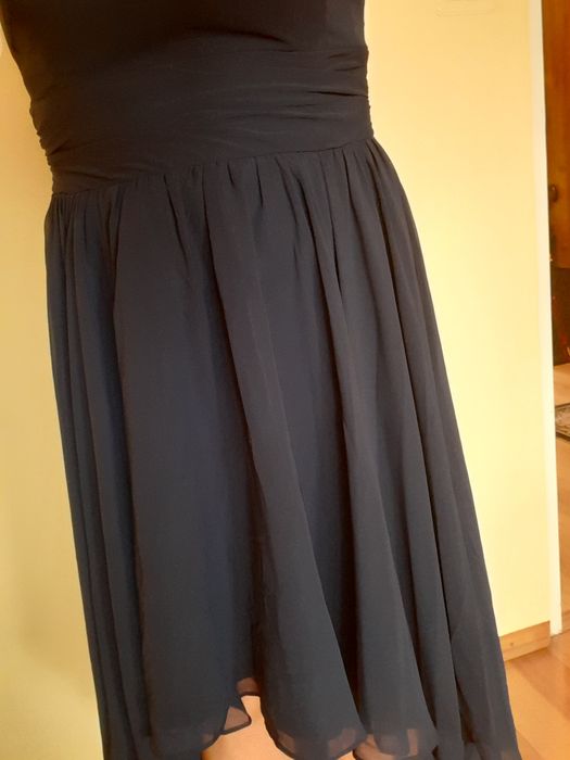 Sukienka asymetryczna Swing