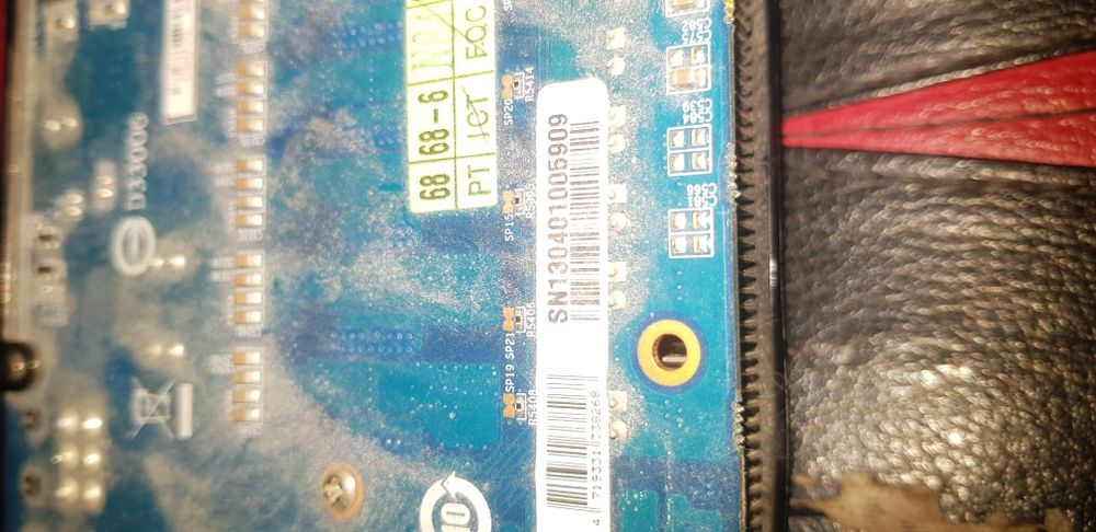 Не рабчая! PCI E Видокарта Gigabyte GTX660 3Gb