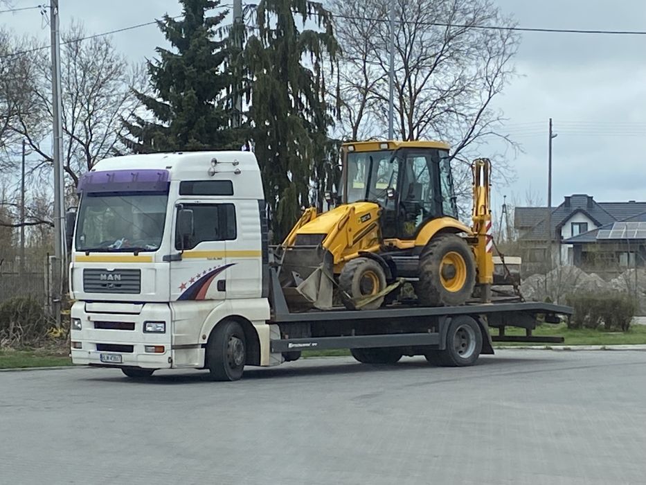 Pomoc drogowa Transport maszyn Laweta Autolaweta Holowanie Łomża S61