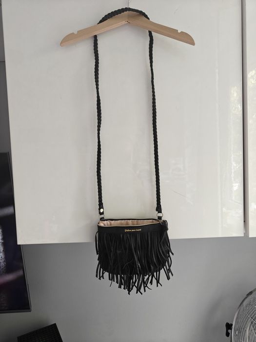 Torebka frędzle na ramię Reserved