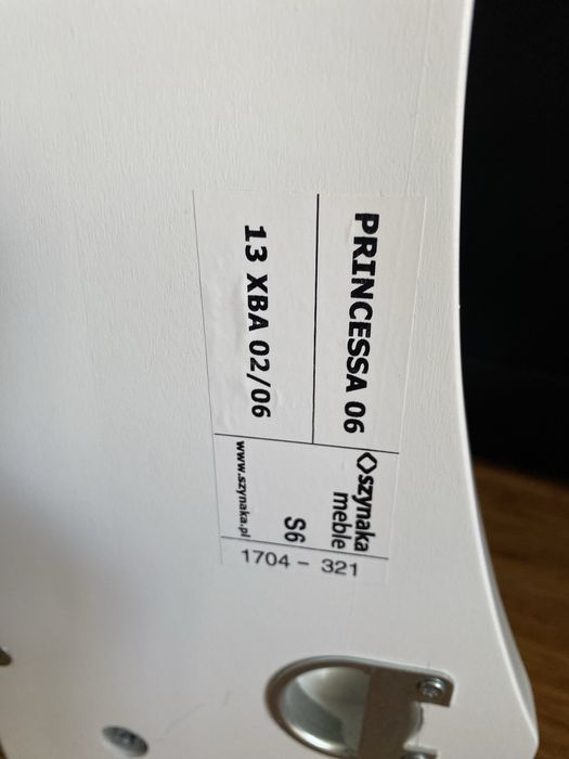 Szynaka meble biała półka ścienna princessa 06