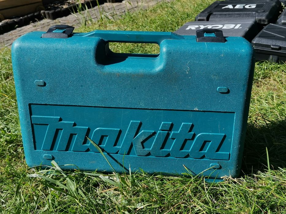 Skrzynki walizki na elektronarzędzia Makita Parkside AEG  Milwauekee