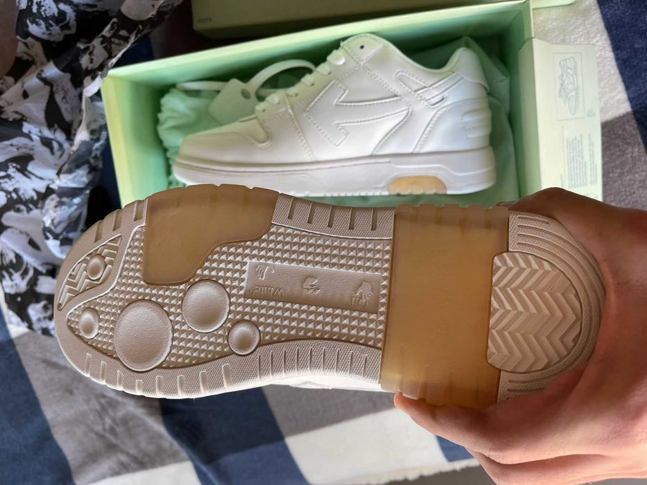 Sapatilhas Off-White Out of Office