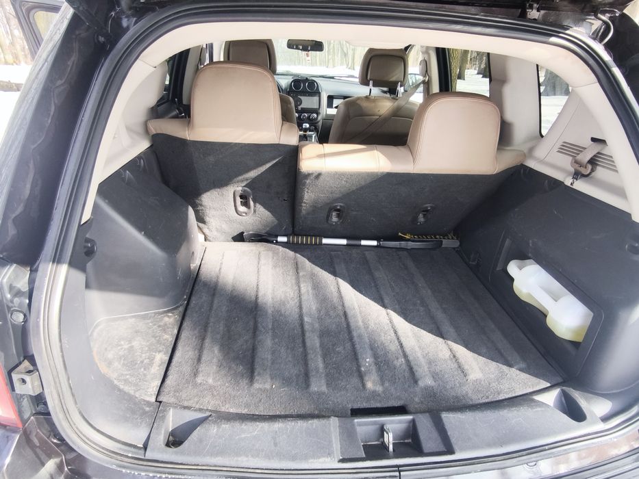 Продам Jeep Compass