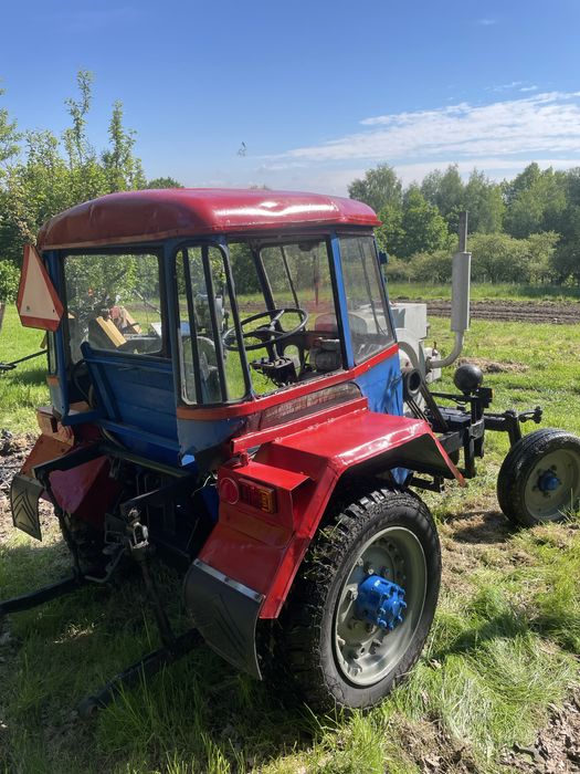 traktorek ESIOK SAM PAPAJ ES 18 Andoria s-320  Podnosnik