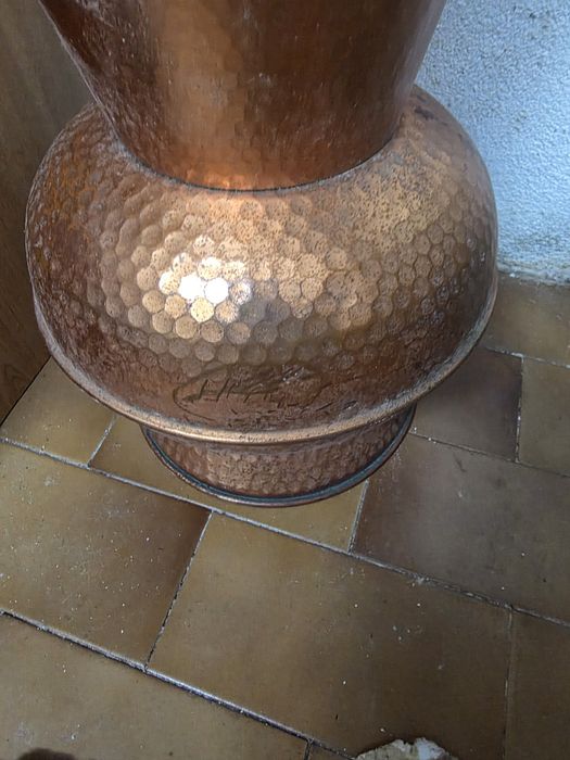Chapeleira em cobre