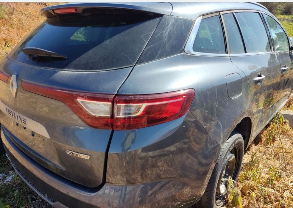 Pecas carroçaria Renault Megane IV 4