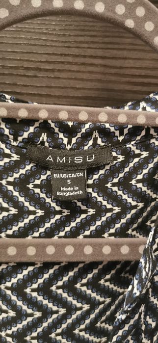 Bluzka z podwijanym rękawem