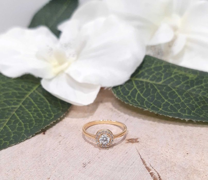 Złoty pierścionek p.585/1,68g