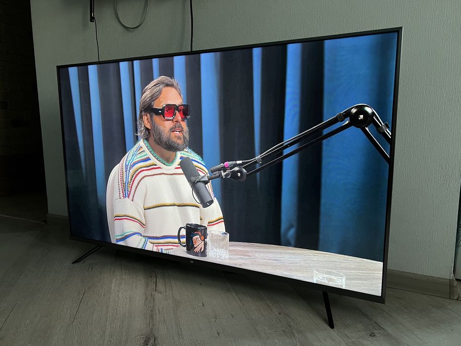 Продам Телевизор 55" Xiaomi Mi TV UHD 4S Smart TV