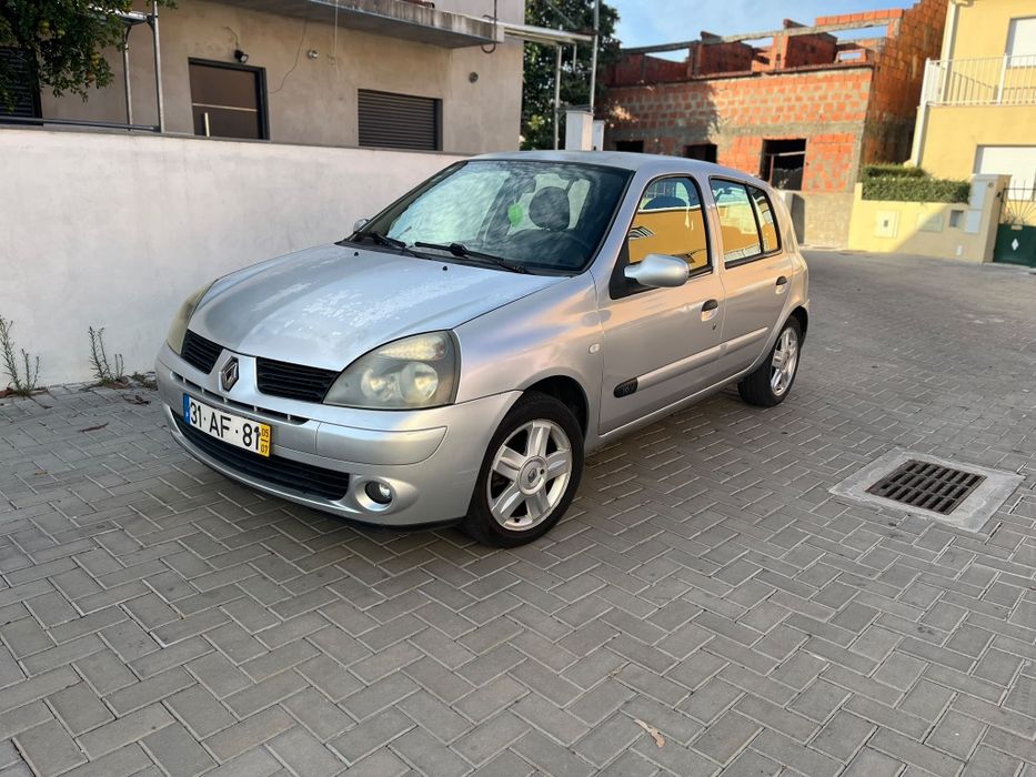 Renault Clio — fotografia 2