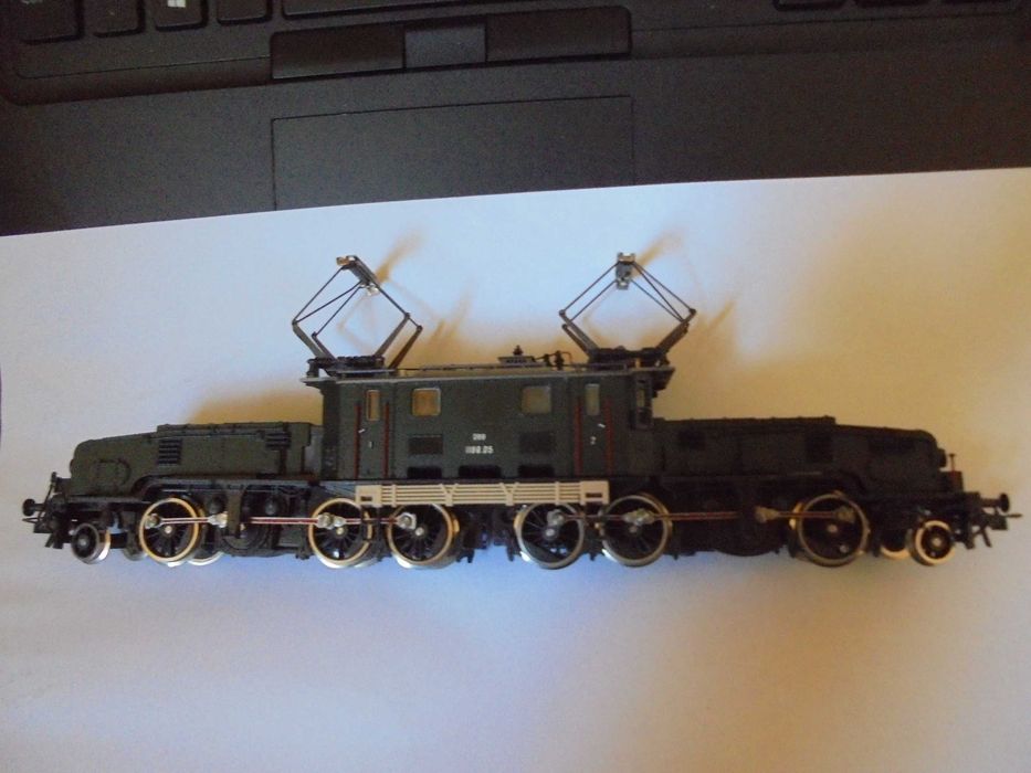 Roco ,,Krokodyl,, E89 loko H0 1:87 ,Piko, makieta.dzieło sztuki kolei.