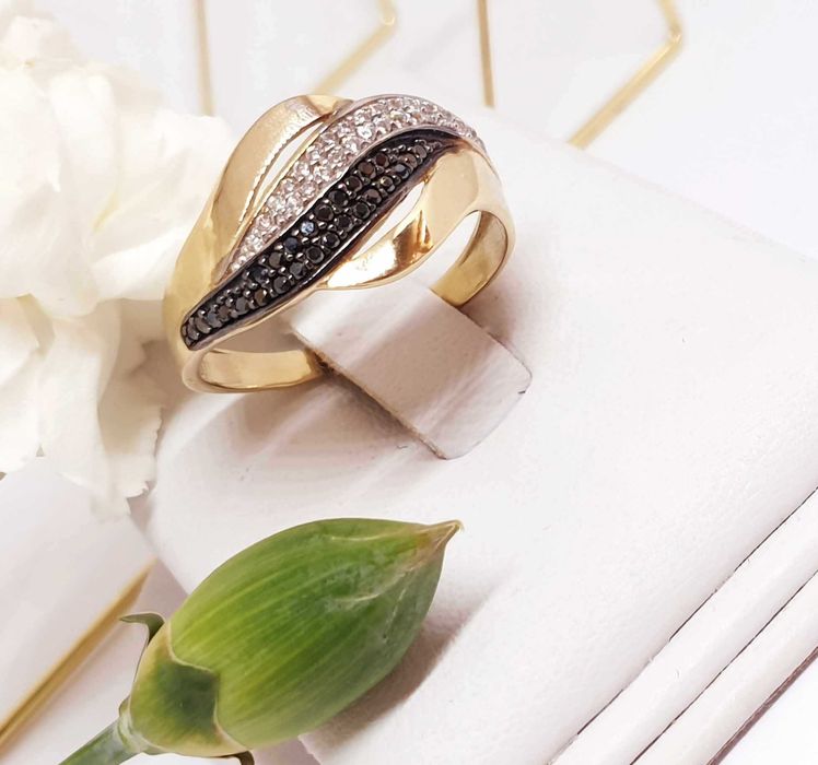 Pierścionek nowy złoty próba 375