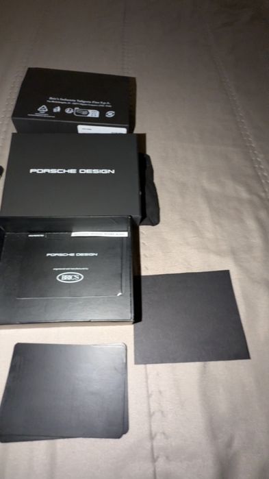 Carteira Porsche design em carbono ( Nova)