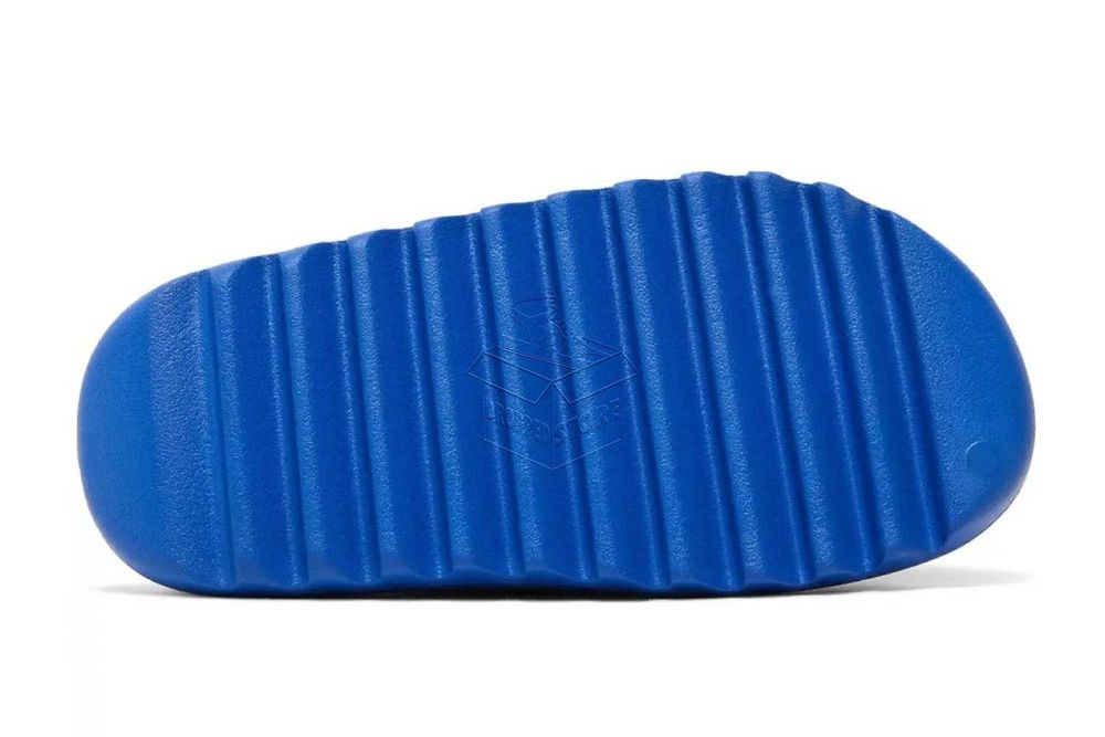 Adidas YEEZY SLIDE Azure – Klapki | ID4133