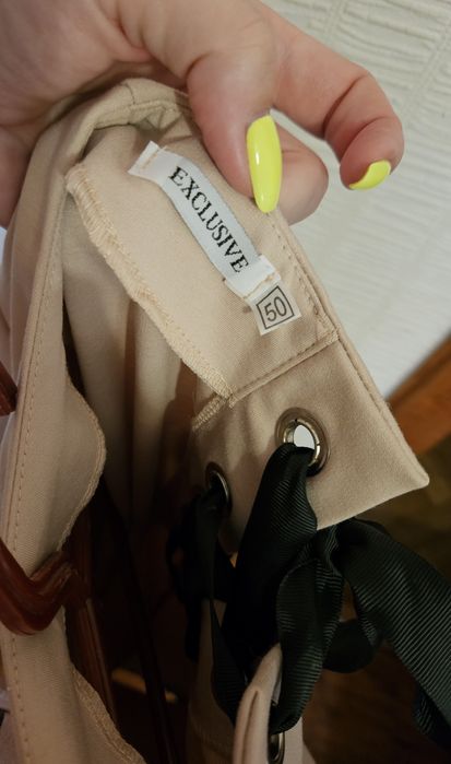 Элегантное Платье с кружевом.