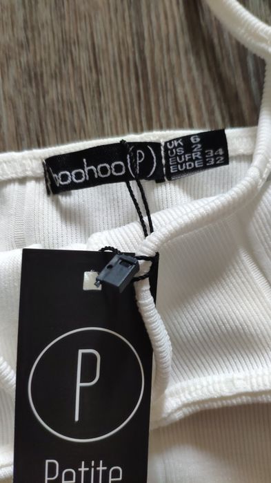 Продам боді boohoo