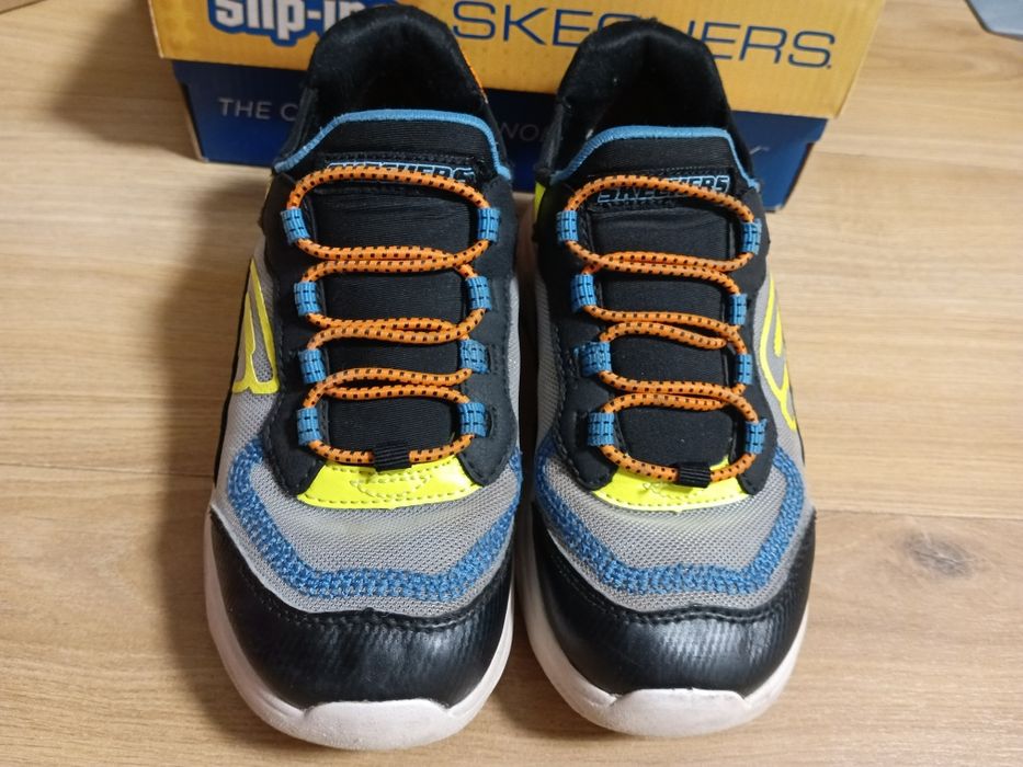 Skechers кросівки 30 розмір, босоніжки 32 розмір