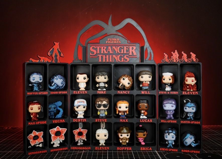 Expositores colecao stranger things kinder joy