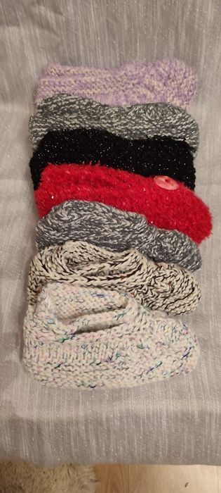 Skarpety i kapcie robione na drutach, rozmiary na życzenie.