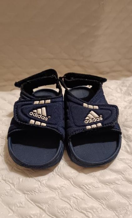 Дитячі босоніжки Adidas