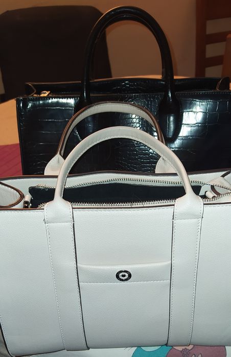 2 malas em pele sintética