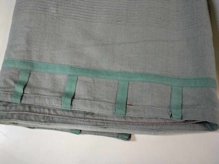 Cortinas verdes grandes