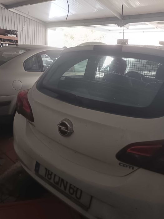Opel Corsa Van 1.3 CDTI 2015 para pecas ou reparacao