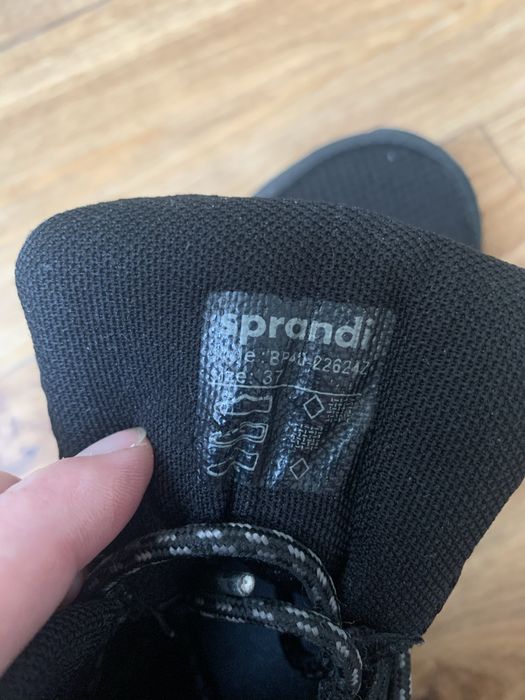 Зимние ботинки для мальчика 37р