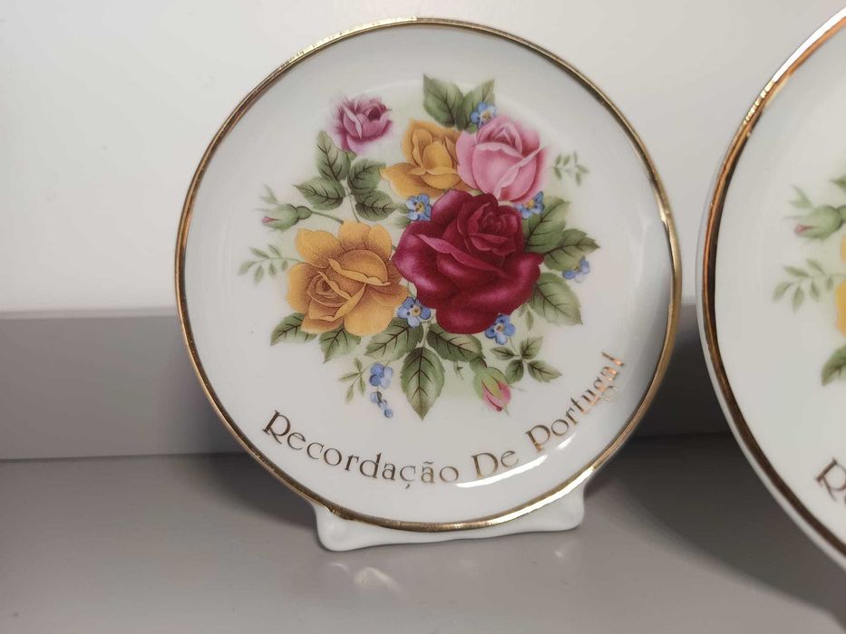 Pratinhos Decorativos em Porcelana – Recordação de Portugal